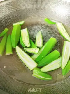 Make The white sunflower step 4