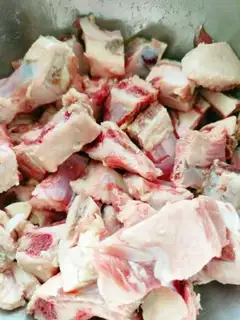 Make Red lamb chops step 1