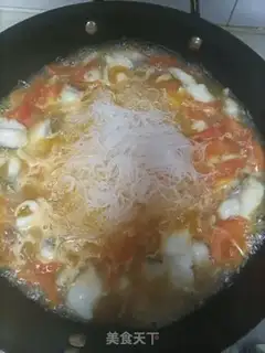 Make Tomato black fish fan soup step 6