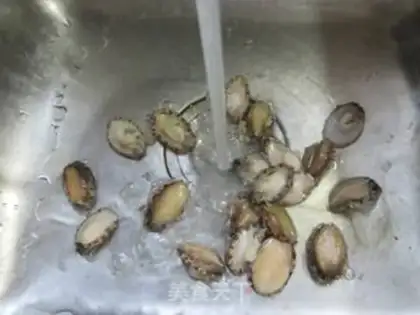 Make The smelly abalone step 1