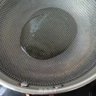 Make Mother-in-law makes pig blood step 5