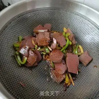 Make Mother-in-law makes pig blood step 10