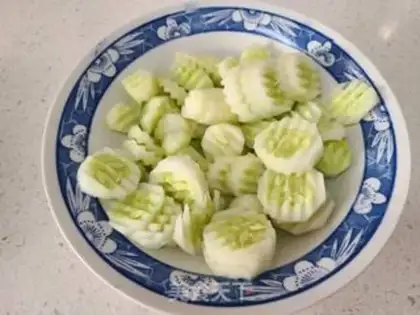 Make Five tofu cucumbers step 2