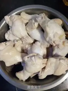 Make Chestnut chicken wings step 0