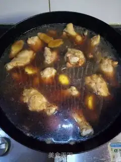 Make Chestnut chicken wings step 4