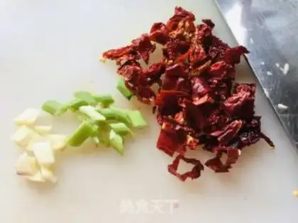 Make Dry pepper for pumpkin step 1