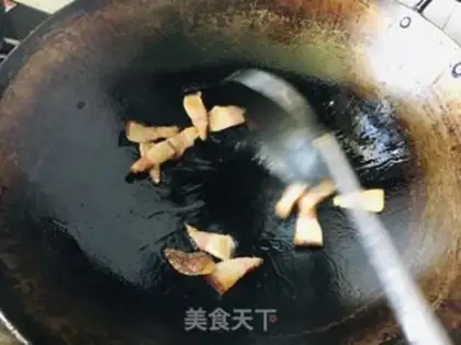 Make Roach and beans step 1