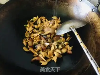 Make Roach and beans step 4