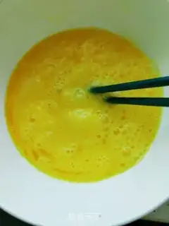 Make Sugar fried eggs step 2