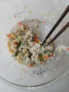 Make Golden shrimp rolls step 0