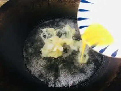 Make Shrimp pickles and omelet soup step 3