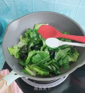 Make Pine omelet step 4