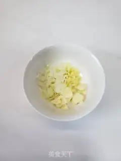 Make Garlic fried intestines step 2