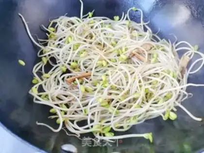Make Soybean sprouts step 4