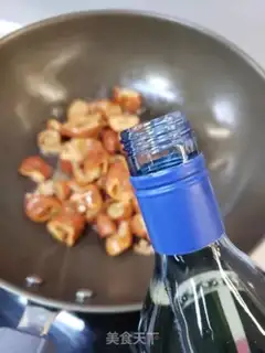 Make Garlic fried intestines step 3