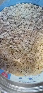 Make Porridge of raw chicken silk mushrooms step 1