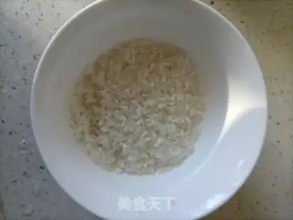 Make Peanuts, black and sesame rice step 2