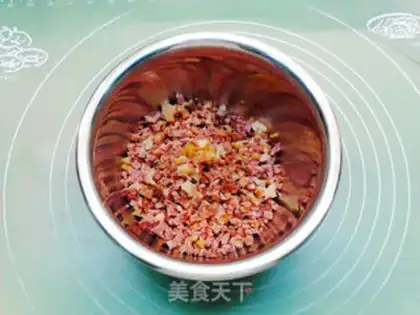 Make Rose ham mooncake step 1