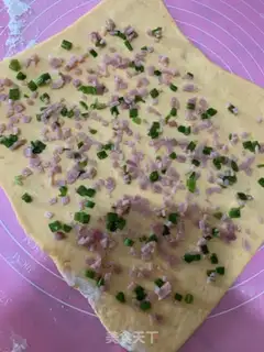 Make Red potato ham onion rolls step 6