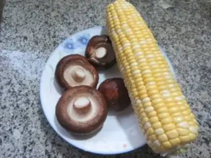 Make Fry mushroom corn step 0