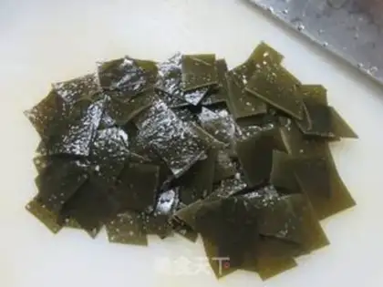 Make Chicken breast fried seaweed step 5
