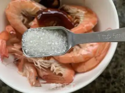 Make Boiled shrimp on the tip of the tongue step 8