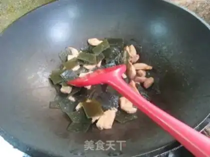 Make Chicken breast fried seaweed step 8