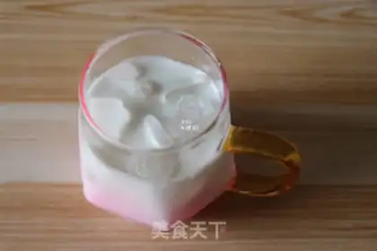 Make Coconut latte step 3
