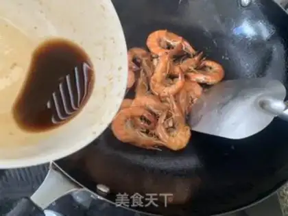 Make Boiled shrimp on the tip of the tongue step 18