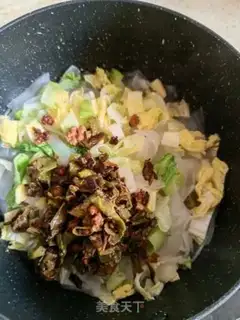 Make Chili meat boiled river powder step 4