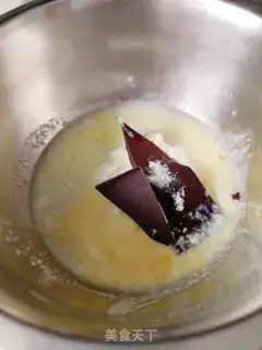 Make Chocolate heart step 1