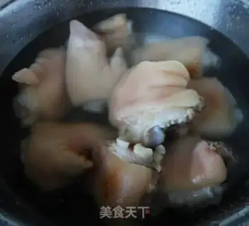 Make Pork hoof step 1