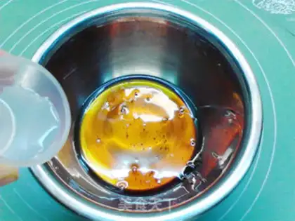Make Blueberry meat mooncake step 5