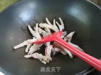 Make The chicken claws of the cherries step 2