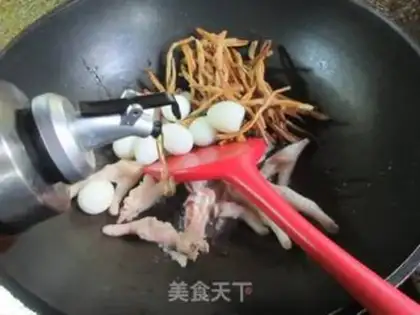Make The chicken claws of the cherries step 3