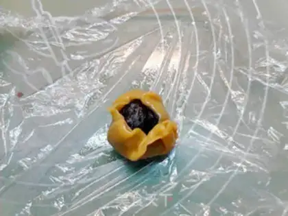 Make Blueberry meat mooncake step 11