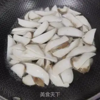 Make The apricot mushrooms dry the meat step 3