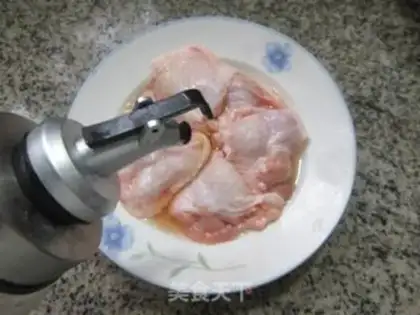 Make Chicken wing buns step 2