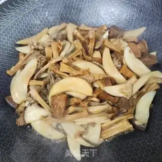 Make The apricot mushrooms dry the meat step 6