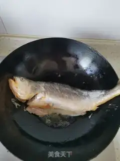 Make Spicy yellowfish step 2