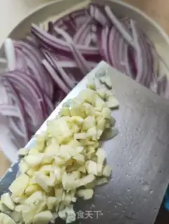 Make Eggs and eggs step 1