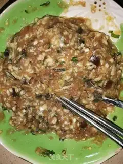 Make Eggs and eggs step 3