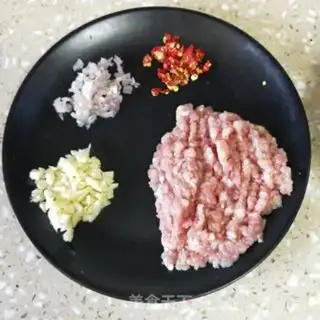 Make Chicken wing buns step 9