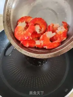Make Red shrimp dry step 2