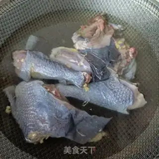 Make Roast chicken with corn meds step 1