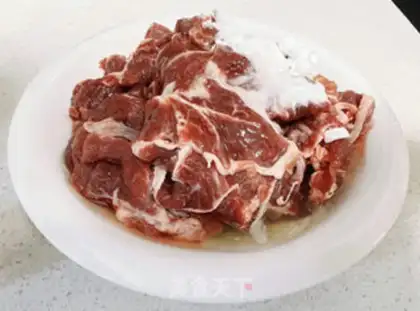 Make Spicy beef step 1