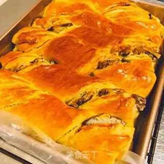Make Piggy bread step 20