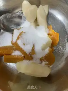 Make Nuts, pumpkins step 1