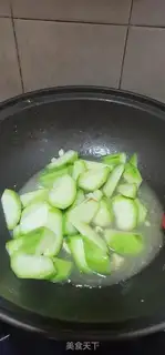 Make Chicken soup and melon step 3