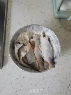 Make A red-burned minnow step 1
